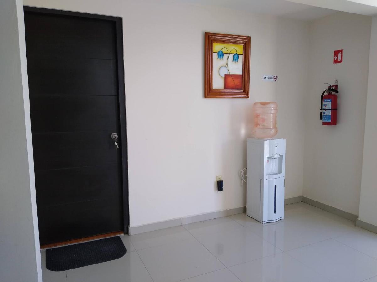 Habitacion Matrimonial Con Cama Y Sofa Para Cuatro Personas Tlaxcalancingo Extérieur photo